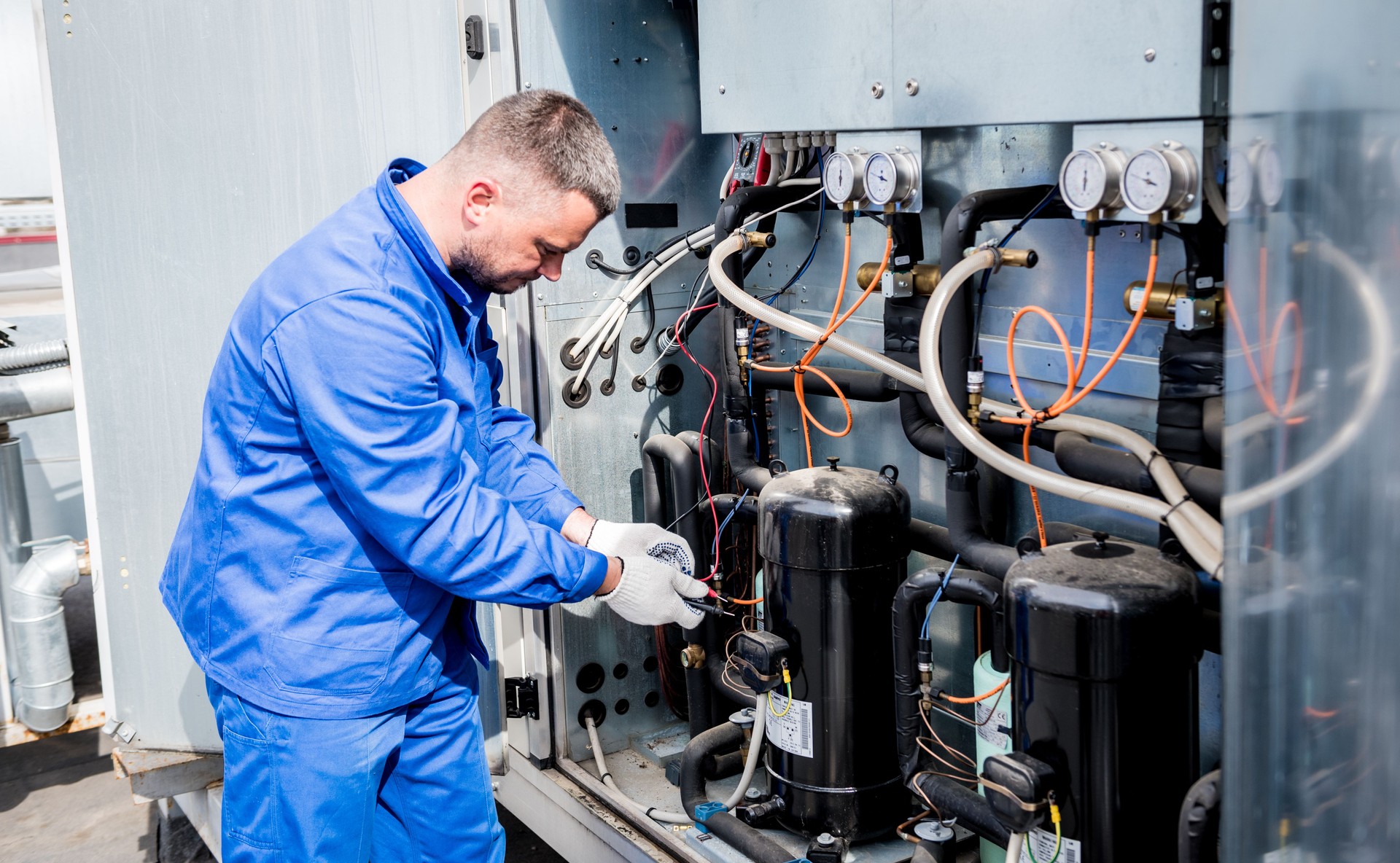 Resistance test of temperature sensors in the cooling supply section of the ventilation unit